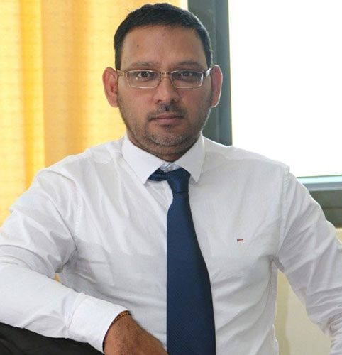 Assoc Prof (Dr) G K Bahadur